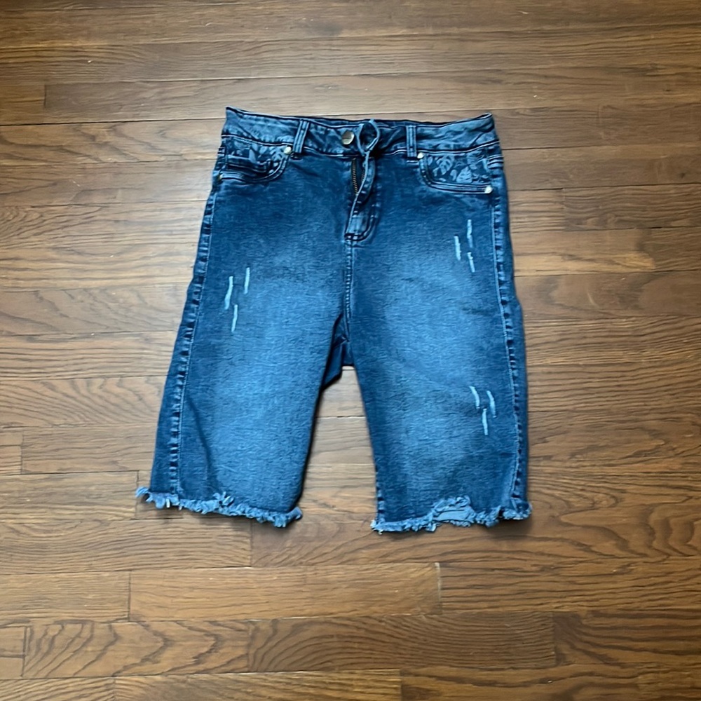 Colombian Butt Lifting Capri Jeans